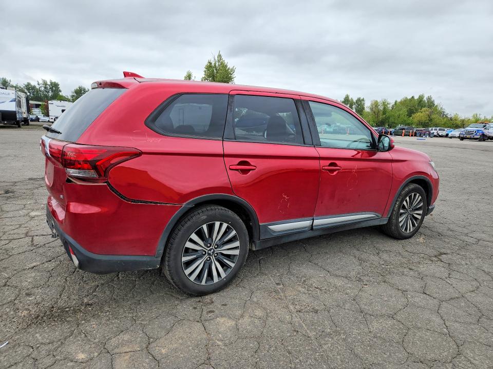 51061006 :رقم المزاد ، JA4AD3A3XLZ004442 vin ، 2020 Mitsubishi Outlander مزاد بيع