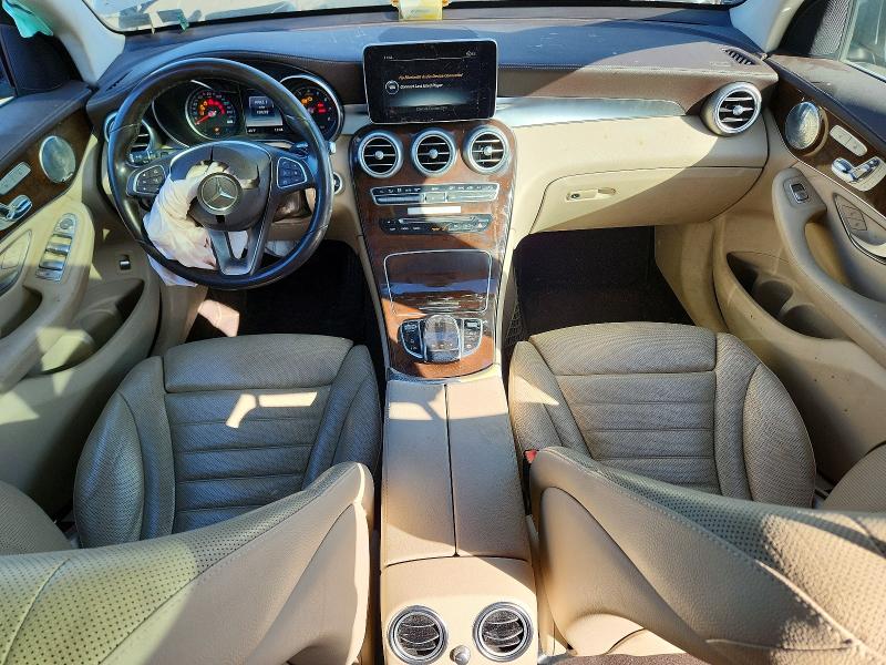 51862036 :رقم المزاد ، WDC0G4KB5HF203549 vin ، 2017 Mercedes-benz Glc مزاد بيع