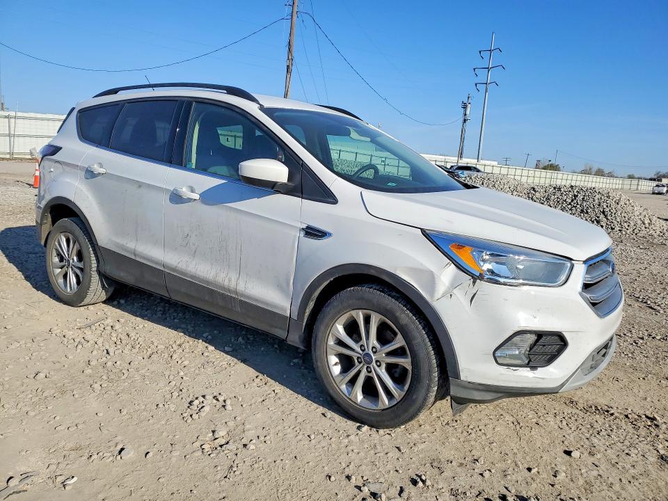 Продаж на аукціоні авто 2017 Ford Escape, vin: 1FMCU0GD2HUF01112, номер лоту: 47174436