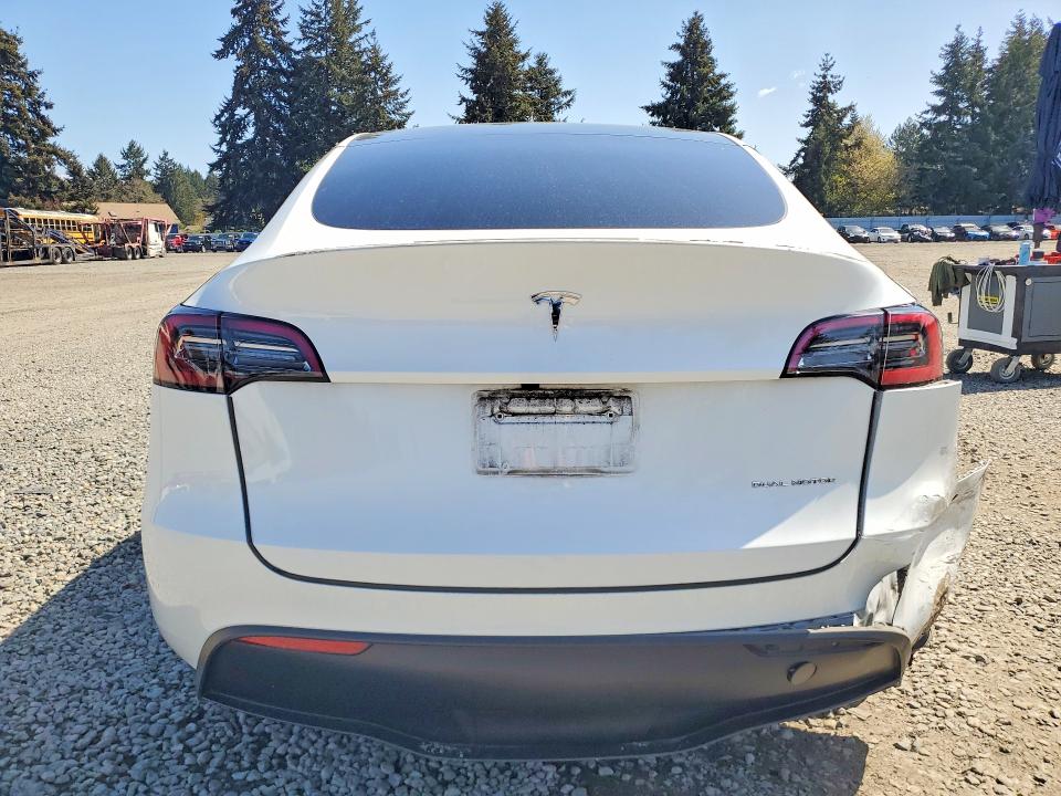 Продажа на аукционе авто 2024 Tesla Model Y, vin: 7SAYGAEE0RF986107, номер лота: 51088096
