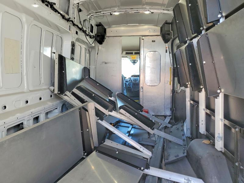 52139086 :رقم المزاد ، 1FTKR3XM9JKB52261 vin ، 2018 Ford Transit مزاد بيع