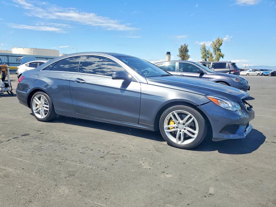 49280196 :رقم المزاد ، WDDKJ5KB0EF260409 vin ، 2014 Mercedes-benz E مزاد بيع