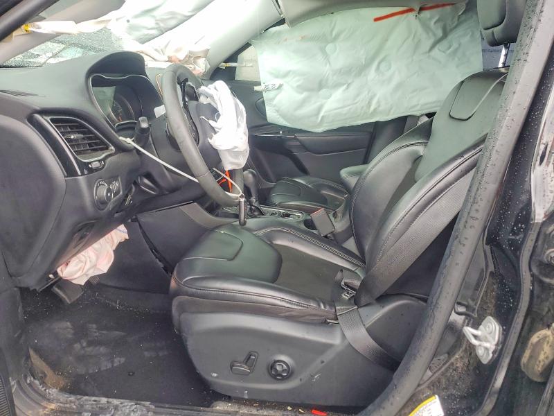 48515996 :رقم المزاد ، 1C4PJLLB7LD586218 vin ، 2020 Jeep Cherokee مزاد بيع