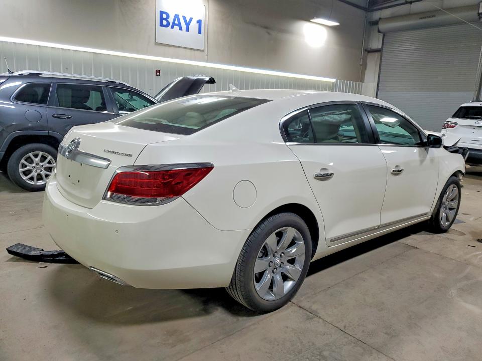 2013 Buick Lacrosse მანქანა იყიდება აუქციონზე, vin: 1G4GF5E3XDF228325, აუქციონის ნომერი: 50972986