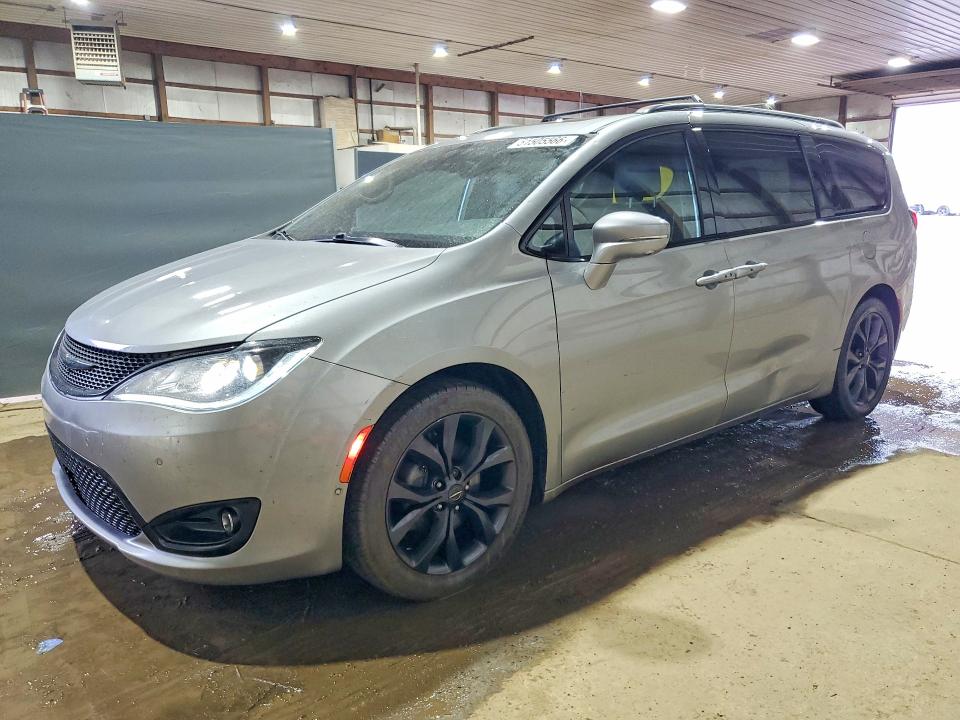 51505566 :رقم المزاد ، 2C4RC1GG4KR506057 vin ، 2019 Chrysler Pacifica مزاد بيع