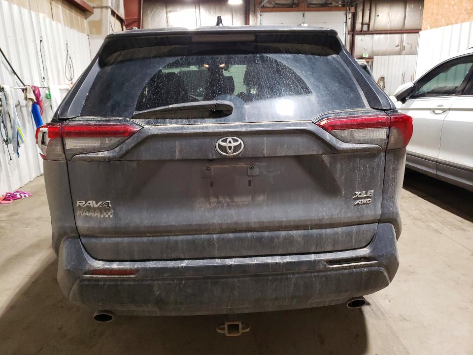 2021 Toyota Rav4 მანქანა იყიდება აუქციონზე, vin: 2T3P1RFV4MC201132, აუქციონის ნომერი: 51180336