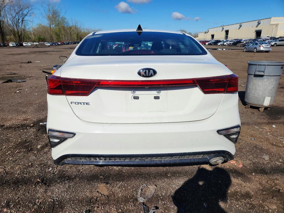 Продажа на аукционе авто 2019 Kia Forte, vin: 3KPF24AD4KE124621, номер лота: 46904136