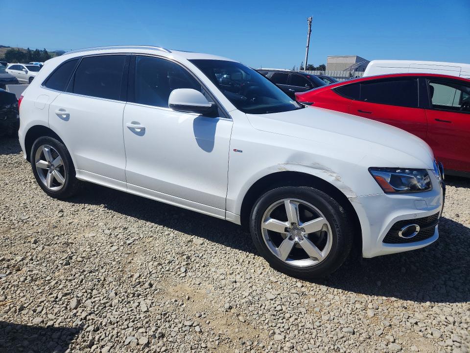Продажа на аукционе авто 2012 Audi Q5, vin: WA1WKAFP5CA136275, номер лота: 48701956