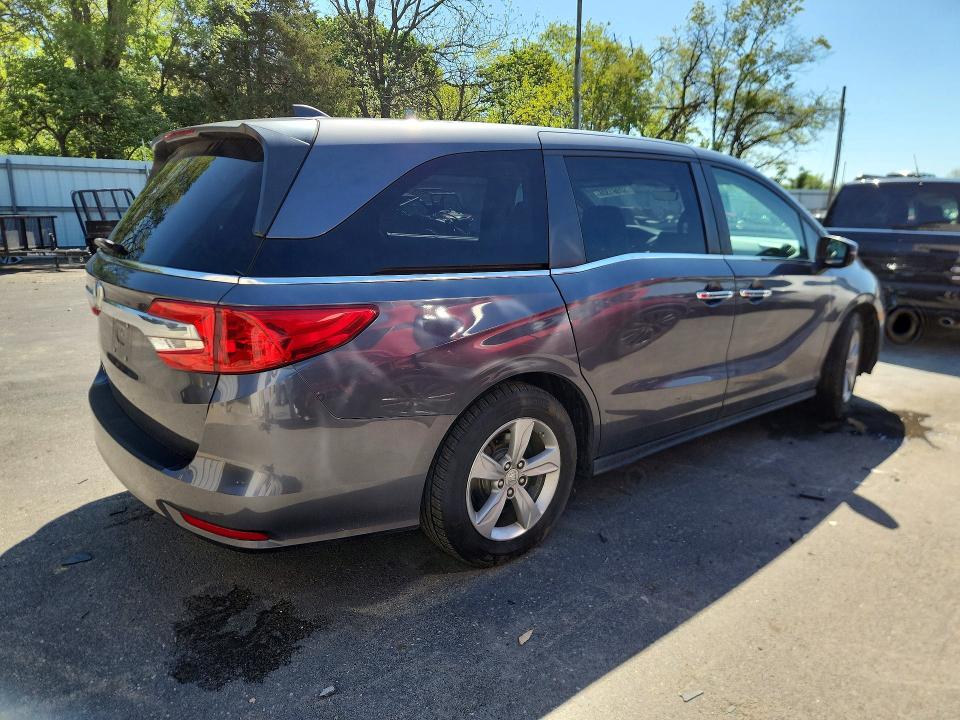 Продаж на аукціоні авто 2018 Honda Odyssey, vin: 5FNRL6H79JB061353, номер лоту: 50361306
