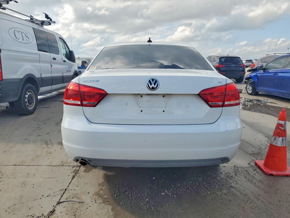 Продажа на аукционе авто 2013 Volkswagen Passat, vin: 1VWBP7A36DC095543, номер лота: 50676316