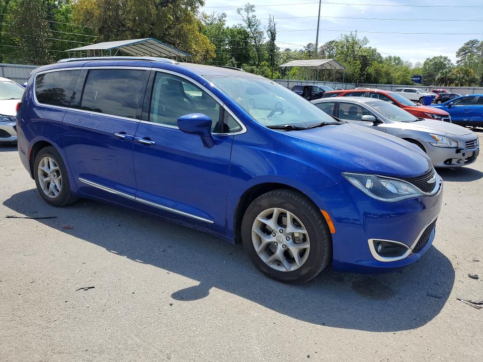 Продажа на аукционе авто 2019 Chrysler Pacifica, vin: 2C4RC1BG7KR526679, номер лота: 49288806