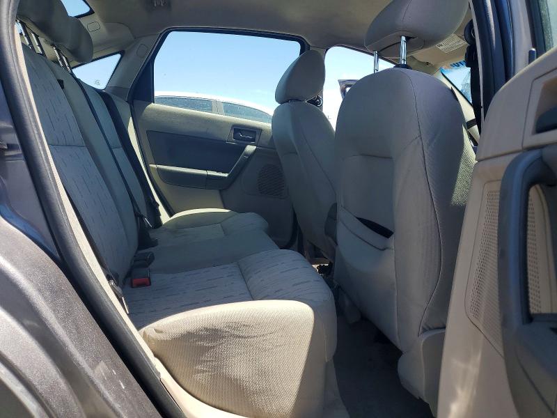 50750916 :رقم المزاد ، 1FAHP3FNXAW243001 vin ، 2010 Ford Focus مزاد بيع