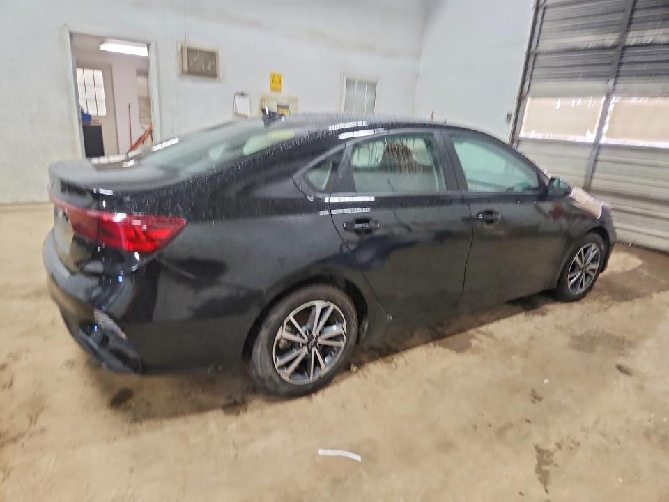 Продажа на аукционе авто 2023 Kia Forte, vin: 3KPF24AD6PE549684, номер лота: 50295256