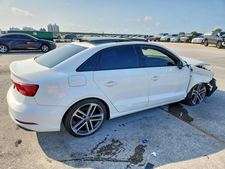 Aukcja sprzedaży 2019 Audi A3, vin: WAUAUGFFXKA108584, numer aukcji: 51042356