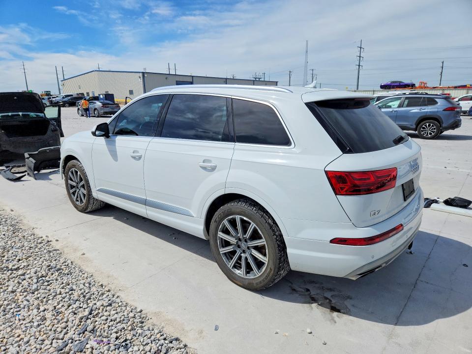 Продаж на аукціоні авто 2018 Audi Q7, vin: WA1LHAF78JD026267, номер лоту: 49082366