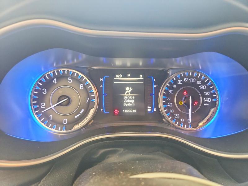 2016 Chrysler 200 მანქანა იყიდება აუქციონზე, vin: 1C3CCCAB4GN111674, აუქციონის ნომერი: 49731036