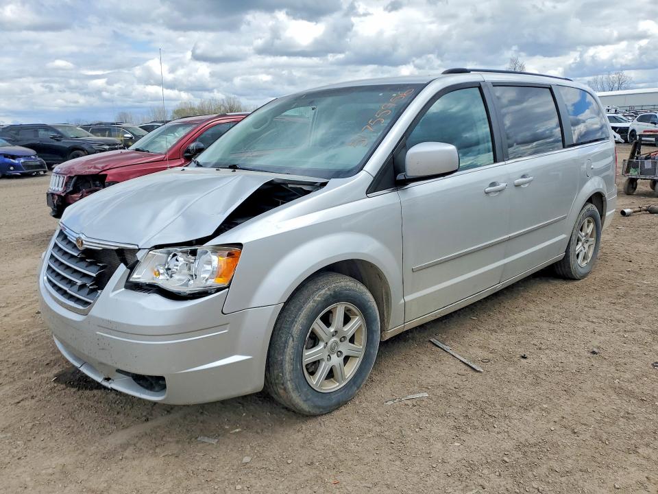 51755956 :رقم المزاد ، 2A4RR5D1XAR243068 vin ، 2010 Chrysler Town & Country مزاد بيع