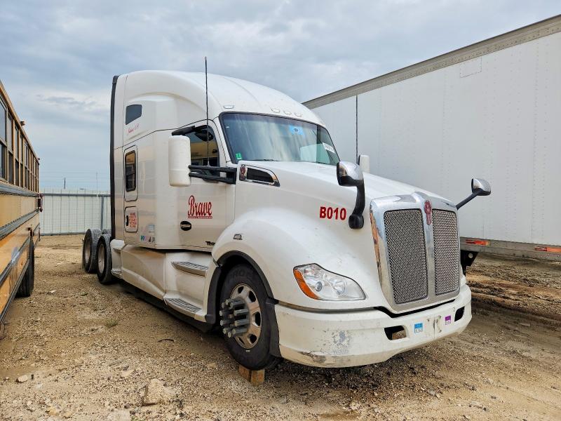 Продажа на аукционе авто 2021 Kenworth Tractor, vin: 1XKYDP9X0MJ446072, номер лота: 49458156