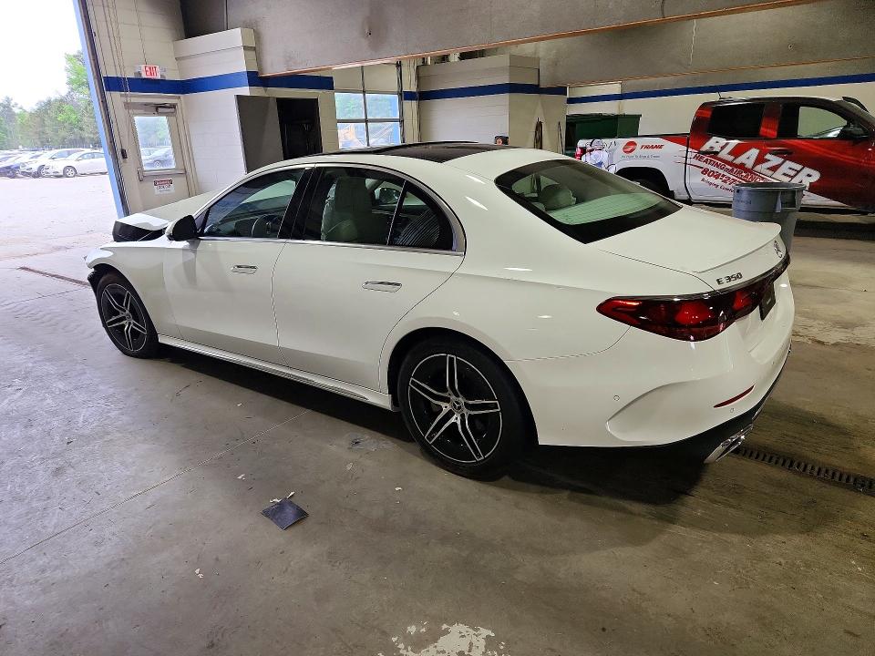 Продажа на аукционе авто 2025 Mercedes-benz E, vin: W1KLF4HB5SA095179, номер лота: 51767146