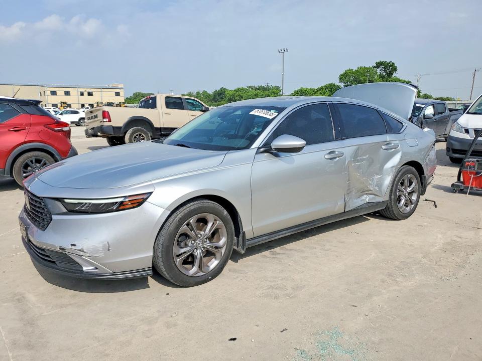 Auction sale of the 2024 Honda Accord, vin: 1HGCY1F33RA007661, lot number: 51610656
