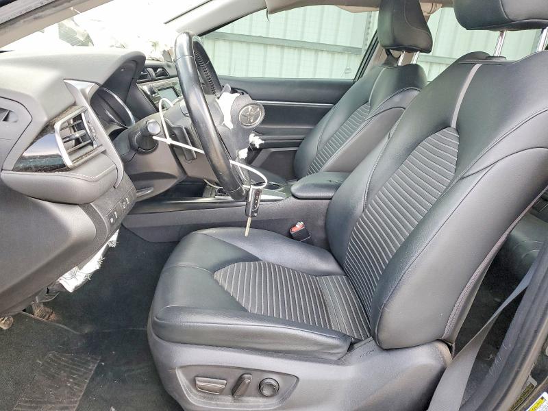 Auction sale of the 2019 Toyota Camry, vin: 4T1B11HK3KU734043, lot number: 50726526