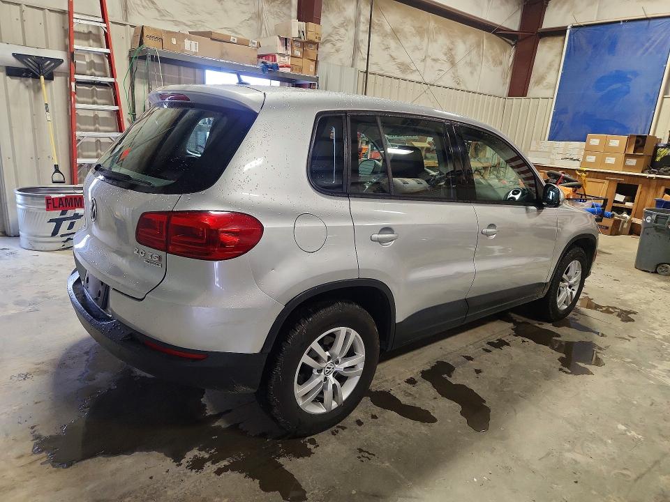 51138216 :رقم المزاد ، WVGBV3AX3EW547643 vin ، 2014 Volkswagen Tiguan مزاد بيع