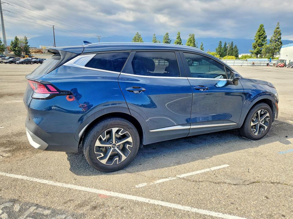 2023 Kia Sportage Hybrid მანქანა იყიდება აუქციონზე, vin: KNDPVCAG1P7014598, აუქციონის ნომერი: 48168666