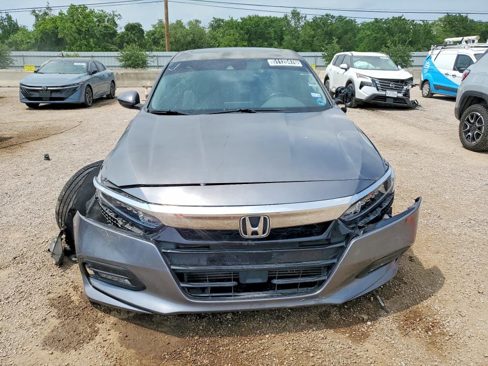 2020 Honda Accord მანქანა იყიდება აუქციონზე, vin: 1HGCV1F5XLA034938, აუქციონის ნომერი: 51120476