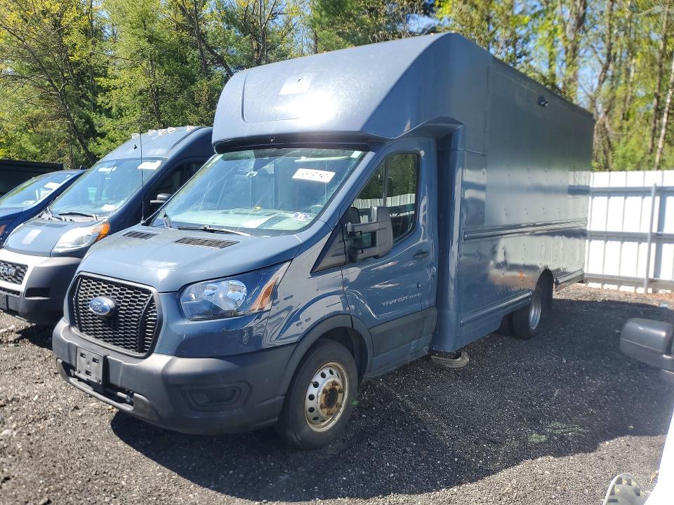 49305026 :رقم المزاد ، 1FDDF6P85MKA59761 vin ، 2021 Ford Transit مزاد بيع