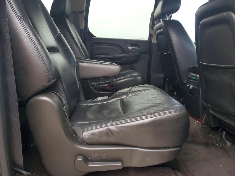 52149806 :رقم المزاد ، 1GYS3HEF6BR200479 vin ، 2011 Cadillac Escalade مزاد بيع