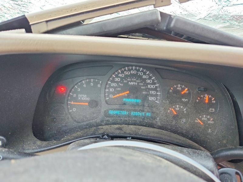 Продажа на аукционе авто 2003 Chevrolet Suburban, vin: 3GNFK16Z83G165396, номер лота: 51896206