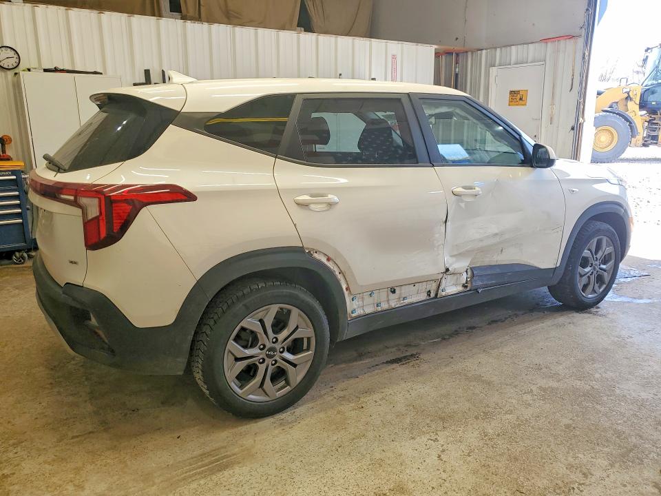 2024 Kia Seltos მანქანა იყიდება აუქციონზე, vin: KNDEPCAA8R7522020, აუქციონის ნომერი: 49517736