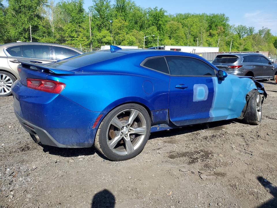 50636916 :رقم المزاد ، 1G1FE1R7XJ0175576 vin ، 2018 Chevrolet Camaro مزاد بيع