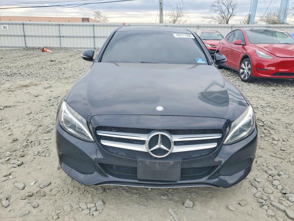 49771506 :رقم المزاد ، 55SWF4KB1GU111455 vin ، 2016 Mercedes-benz C مزاد بيع