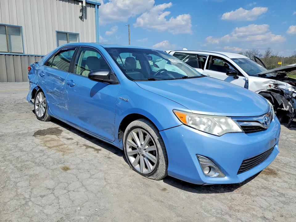 56262496 :رقم المزاد ، 4T1BD1FK7DU085571 vin ، 2013 Toyota Camry Hybrid مزاد بيع