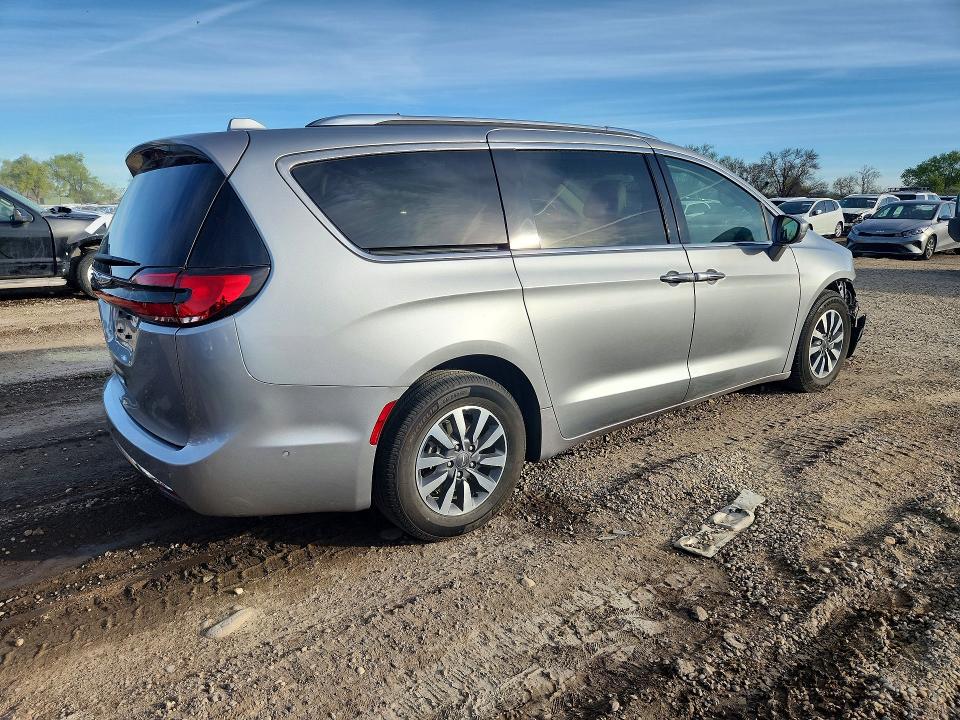 41613596 :رقم المزاد ، 2C4RC1L74MR594214 vin ، 2021 Chrysler Pacifica مزاد بيع