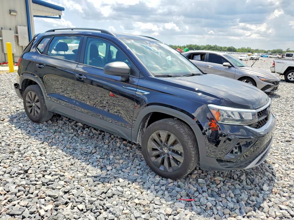 50461306 :رقم المزاد ، 3VV5X7B22RM093608 vin ، 2024 Volkswagen Taos مزاد بيع