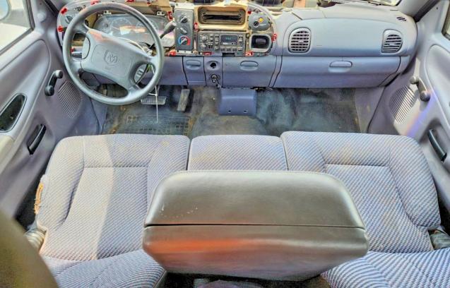 2000 Dodge Ram 1500 მანქანა იყიდება აუქციონზე, vin: 3B7HC12Y2YG145499, აუქციონის ნომერი: 51291986