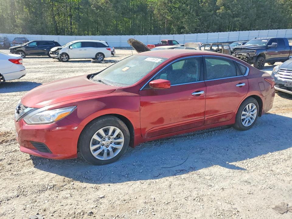 Продажа на аукционе авто 2018 Nissan Altima, vin: 1N4AL3AP6JC209757, номер лота: 49136916