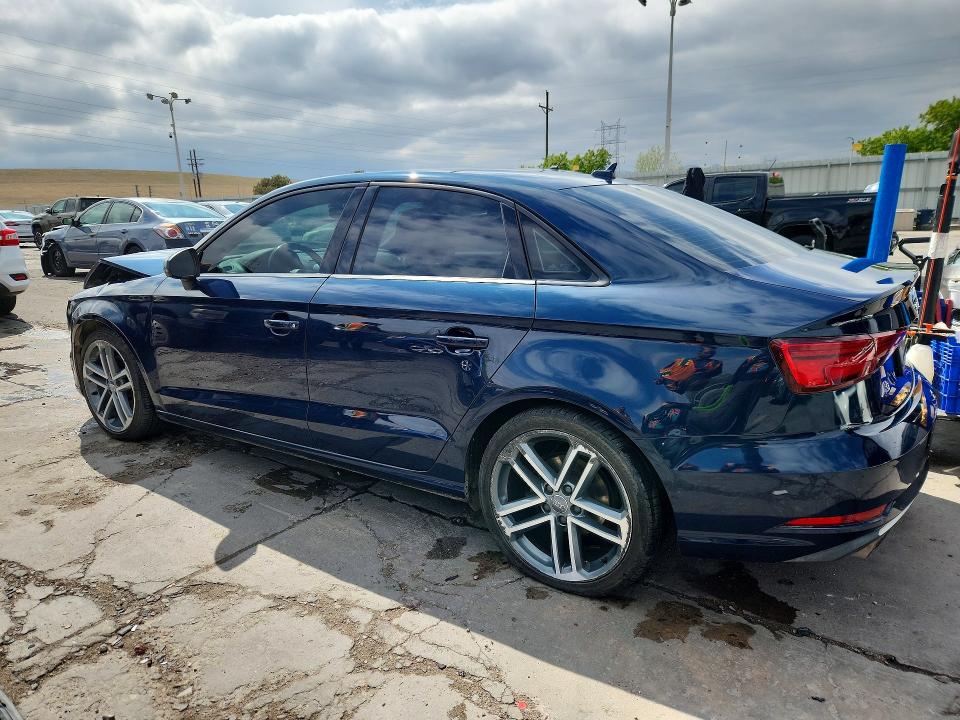 51339116 :رقم المزاد ، WAUAUGFF2J1023351 vin ، 2018 Audi A3 مزاد بيع