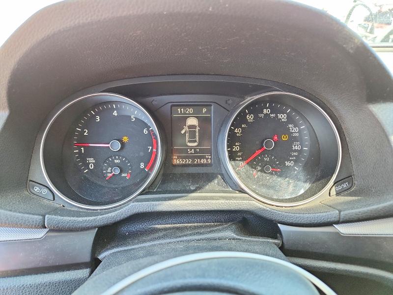50564306 :رقم المزاد ، 1VWDT7A33HC052627 vin ، 2017 Volkswagen Passat مزاد بيع