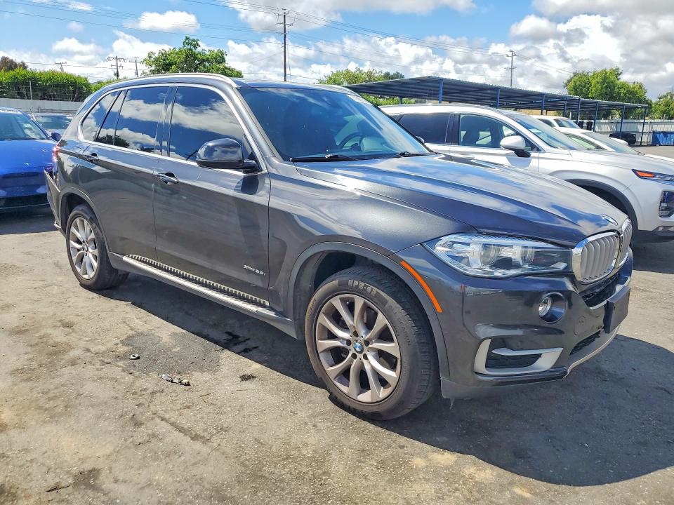 50680246 :رقم المزاد ، 5UXKR0C54J0Y00614 vin ، 2018 Bmw X5 مزاد بيع