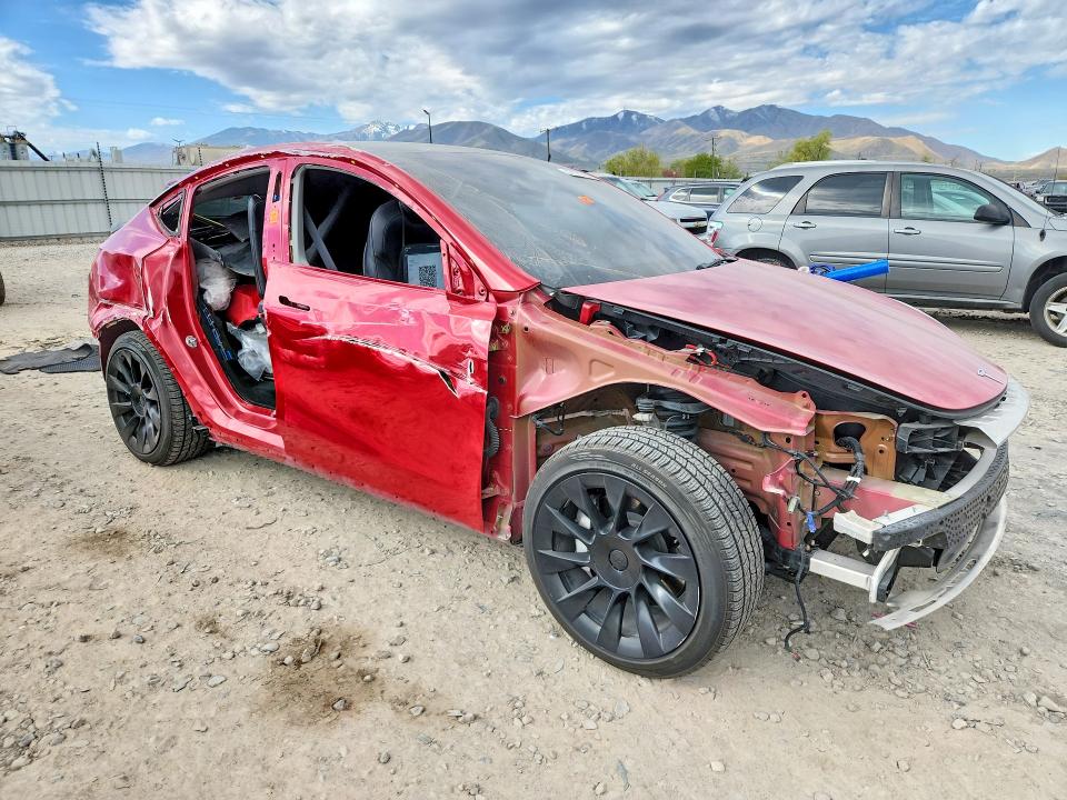 49321506 :رقم المزاد ، 7SAYGAEEXPF587475 vin ، 2023 Tesla Model Y مزاد بيع