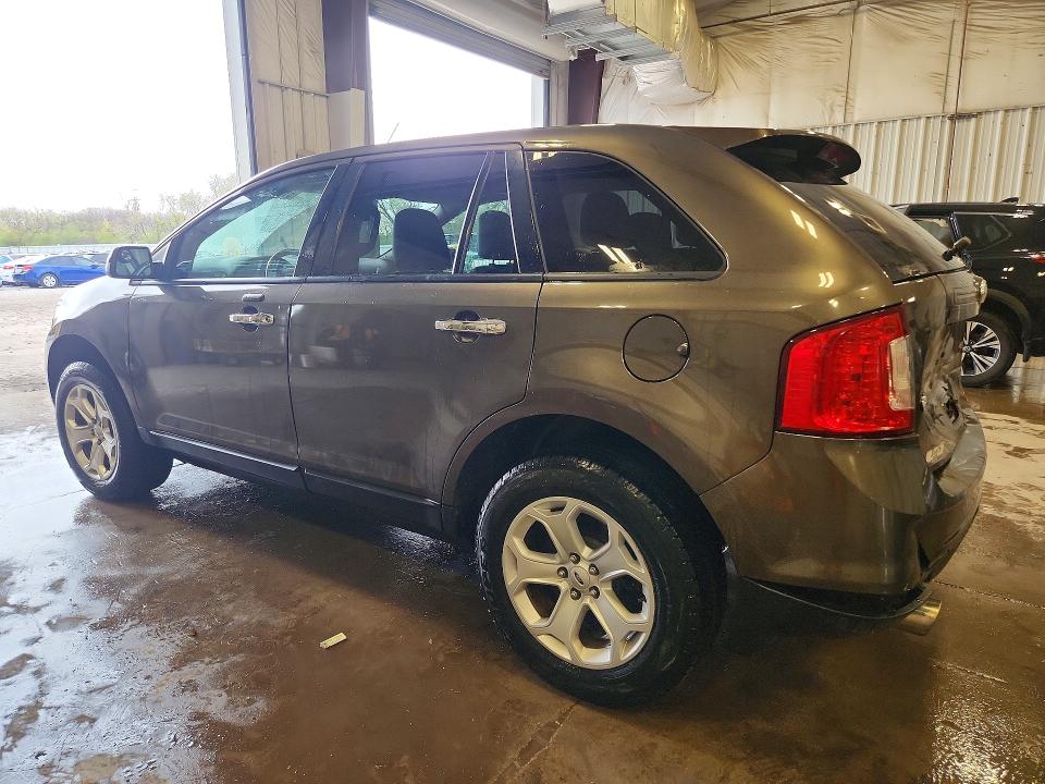 51764456 :رقم المزاد ، 2FMDK3JC3BBA91588 vin ، 2011 Ford Edge مزاد بيع
