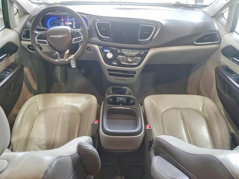 49084876 :رقم المزاد ، 2C4RC1BG6JR312362 vin ، 2018 Chrysler Pacifica مزاد بيع