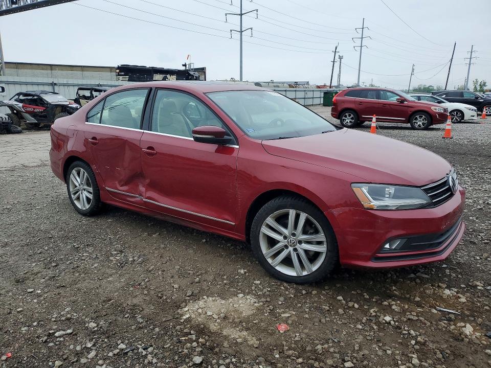 51483976 :رقم المزاد ، 3VWL17AJ3HM385585 vin ، 2017 Volkswagen Jetta مزاد بيع
