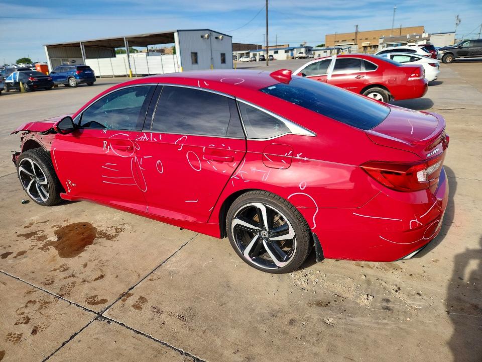 48626276 :رقم المزاد ، 1HGCV1F33JA083569 vin ، 2018 Honda Accord مزاد بيع