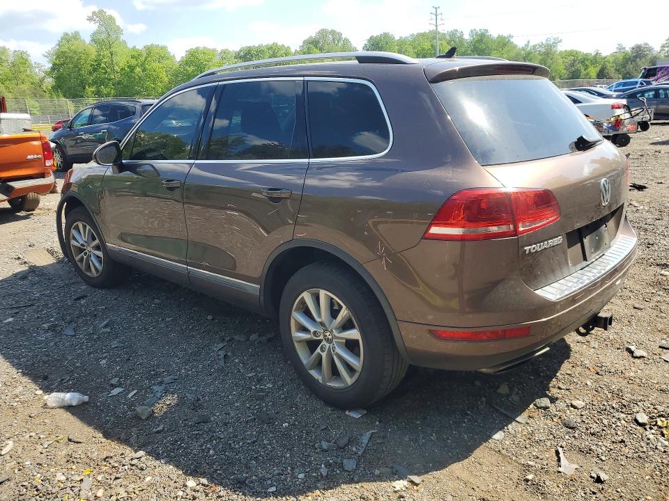 50592506 :رقم المزاد ، WVGEF9BP3ED001206 vin ، 2014 Volkswagen Touareg مزاد بيع