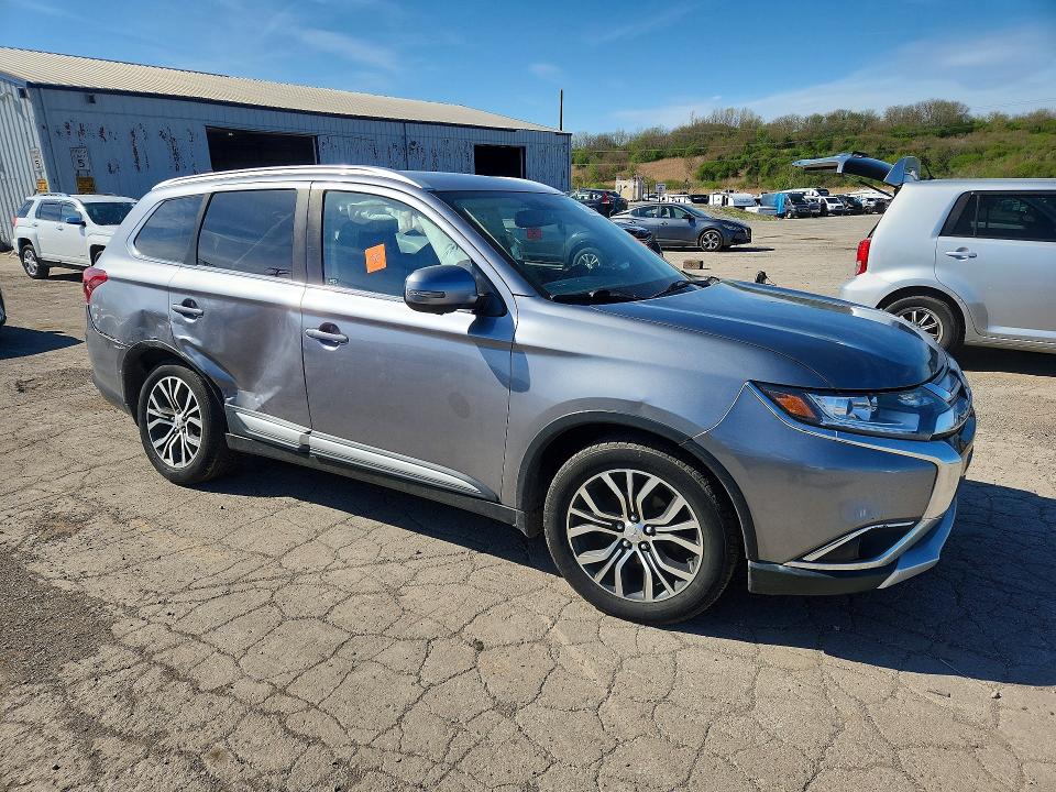 2018 Mitsubishi Outlander მანქანა იყიდება აუქციონზე, vin: JA4AZ3A39JZ006360, აუქციონის ნომერი: 50294436