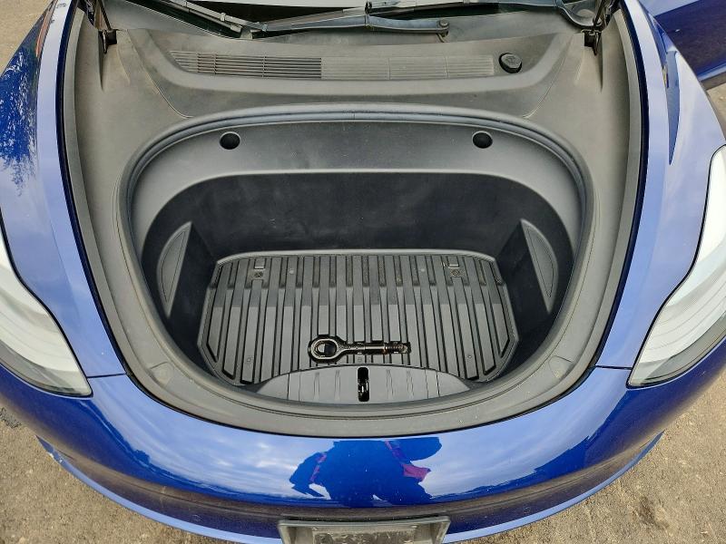 51327546 :رقم المزاد ، 5YJ3E1EA4NF369491 vin ، 2022 Tesla Model 3 مزاد بيع